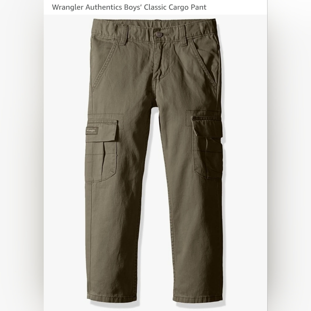 Wrangler Green Cargo Pants with Utility Design